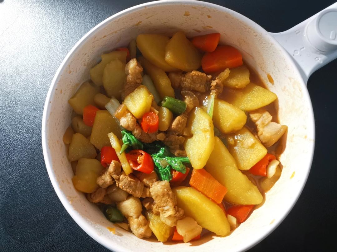 🔥巨下饭，软糯入味！比肉还好吃的红烧土豆