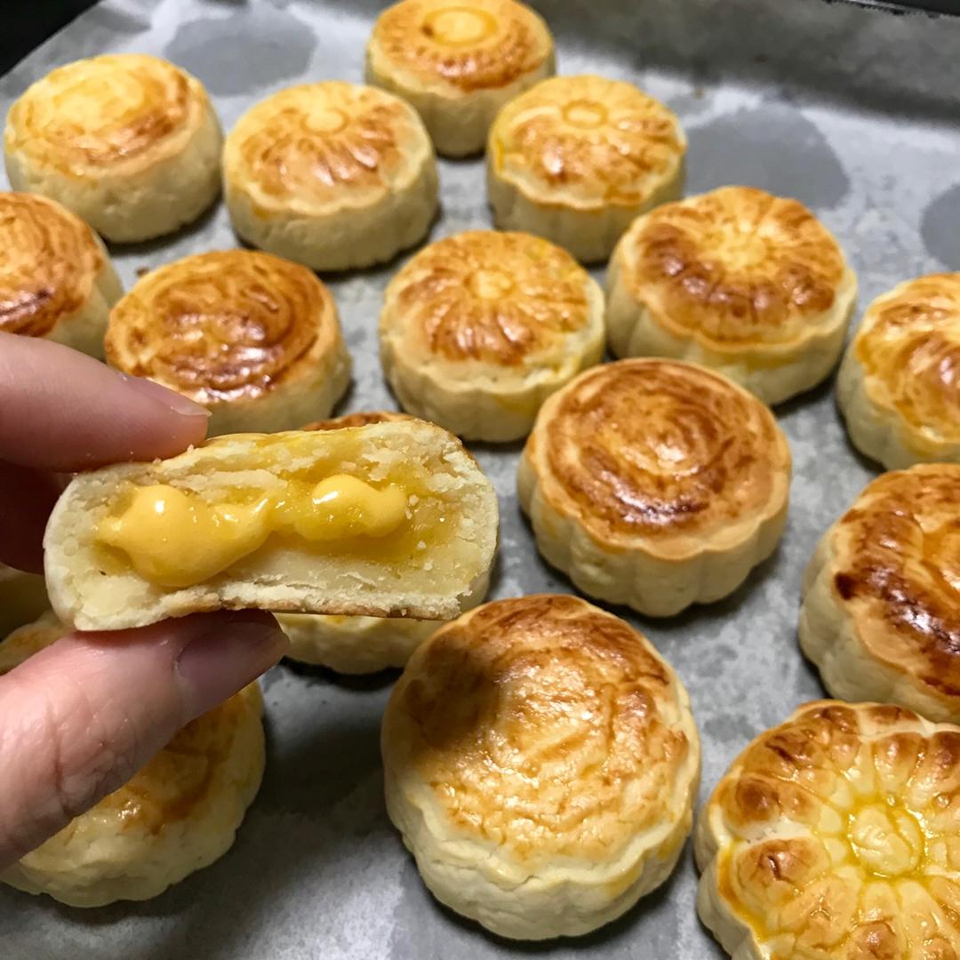 流心奶黄月饼（无吉士粉/转化糖浆版本）【曼食慢语】
