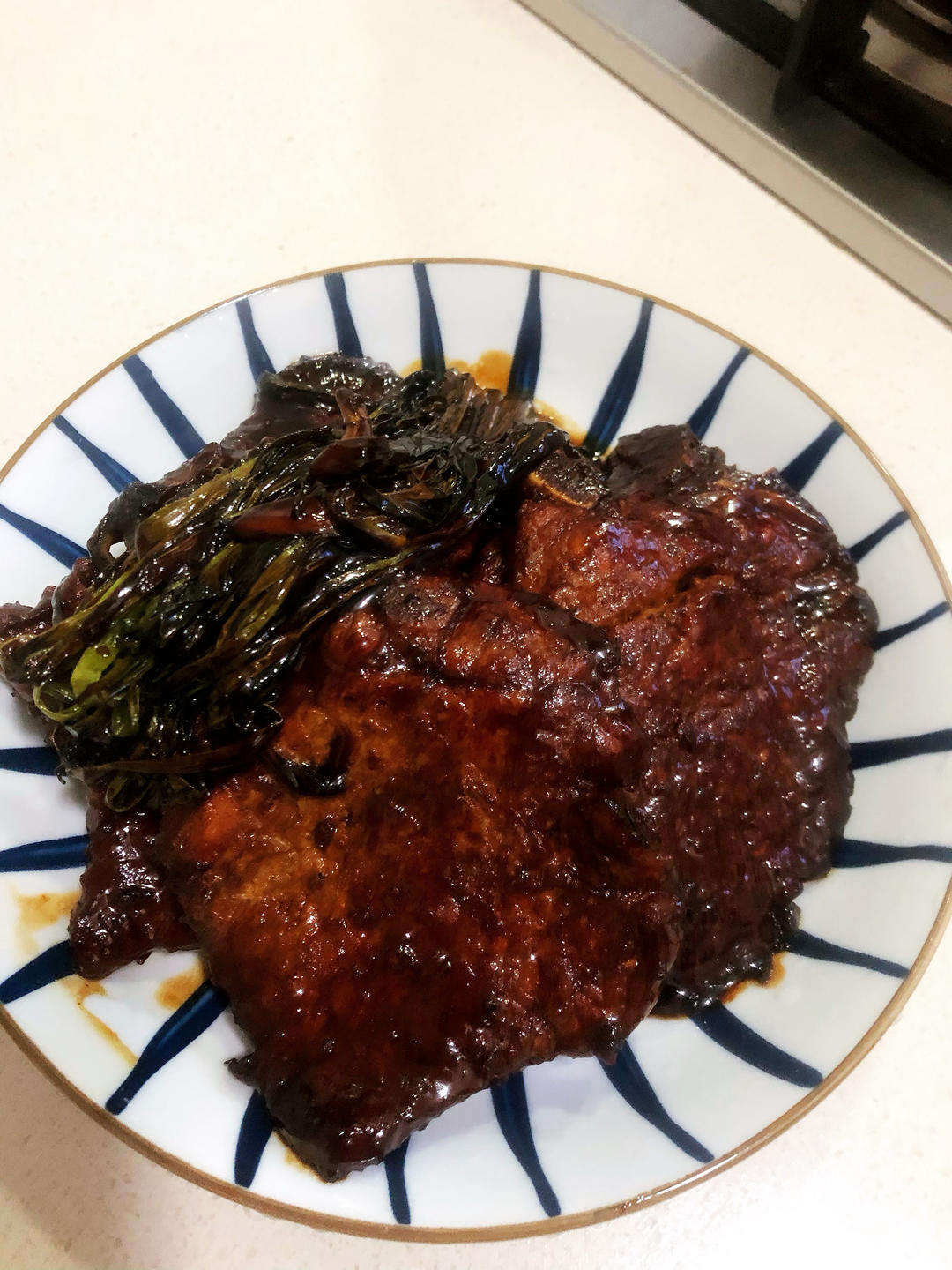 葱烤大排味道嗲，一块大排一碗饭!