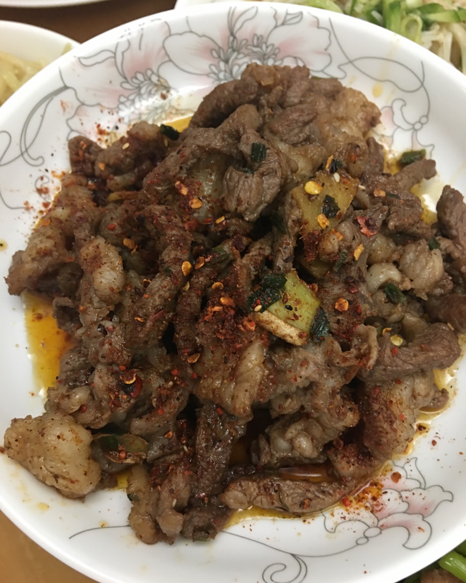 超越羊肉串的孜然爆炒羊肉