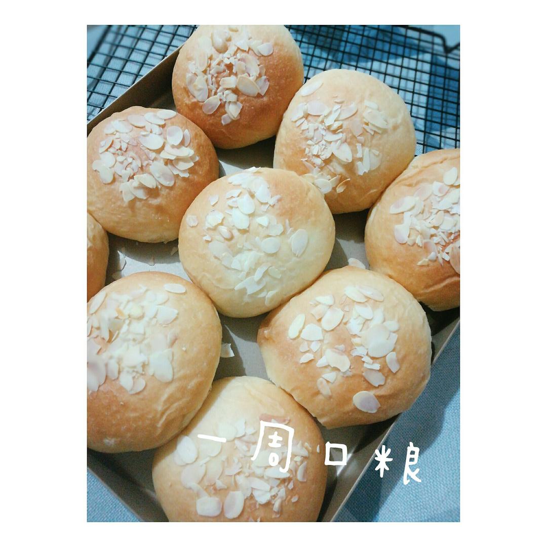 蛋奶油吐司