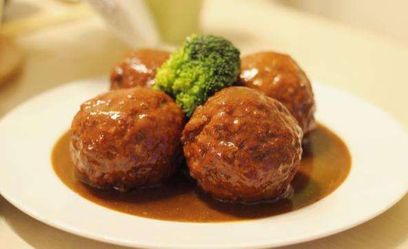 爆汁大丸子 年夜饭