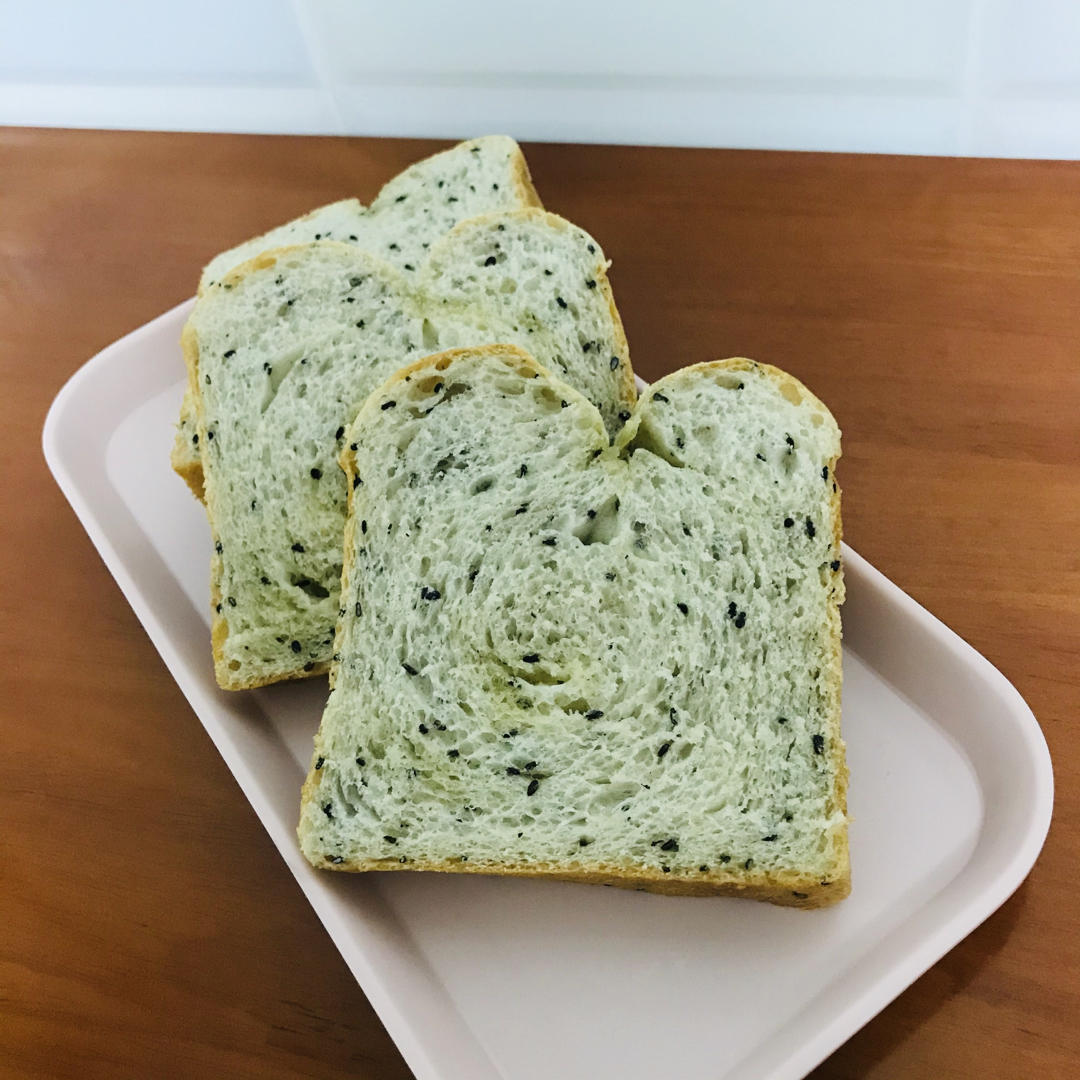 ✔️越嚼越香de黑芝麻咸吐司