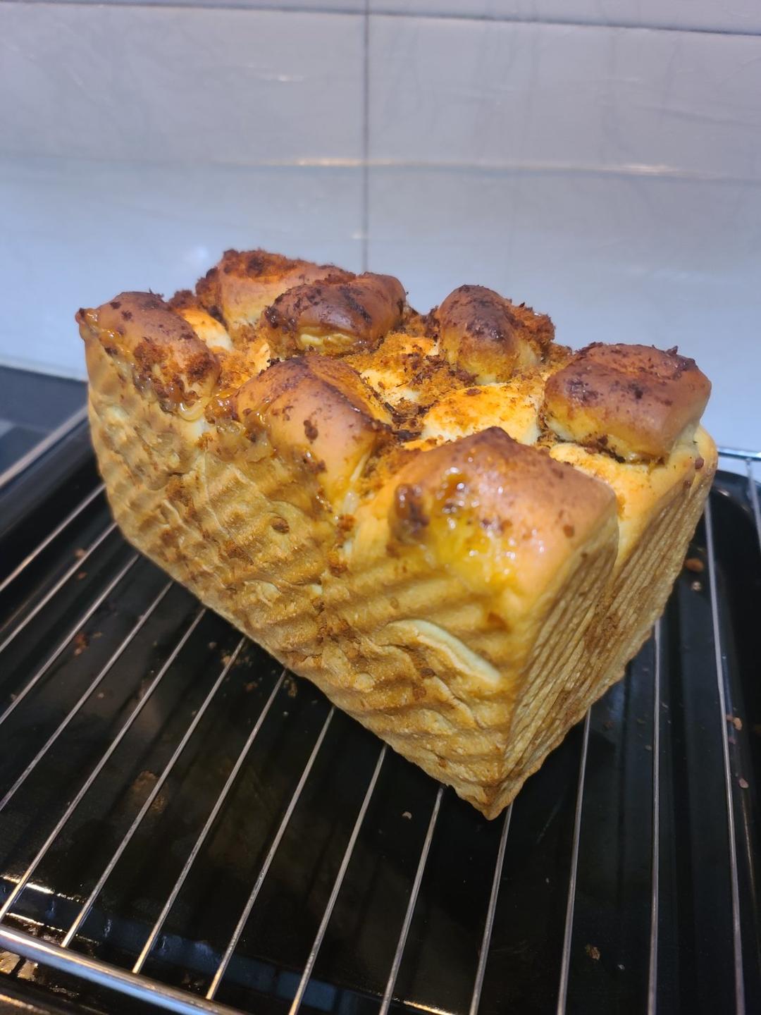 新手必做，不用整形的香葱肉松沙拉吐司！太好吃啦！