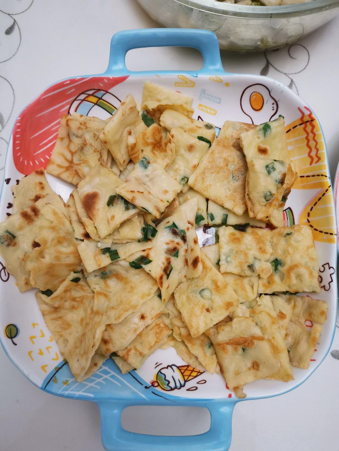 不粘粉，不揉面，5分钟就能搞定的鸡蛋饼