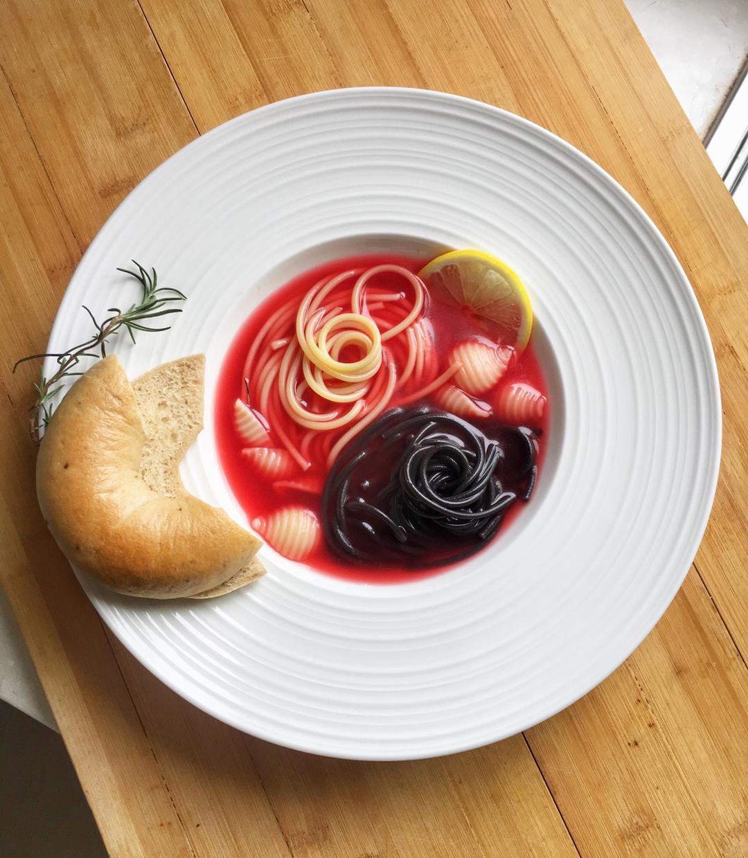 alice_lulu做的女巫汤意面——电影《喜欢你》收割男神金城武的面