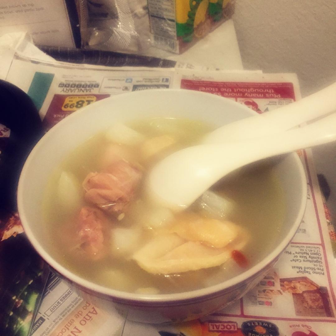 山药炖鸡汤