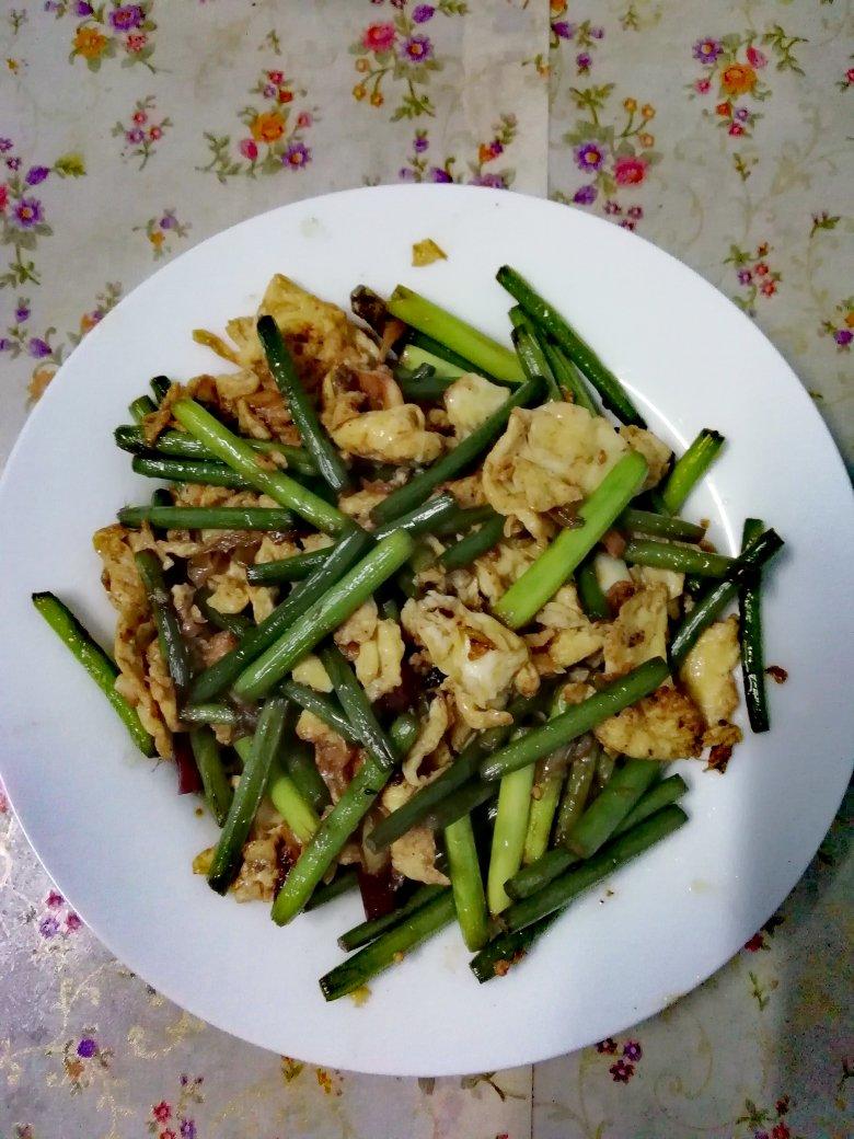 蒜薹炒鸡蛋