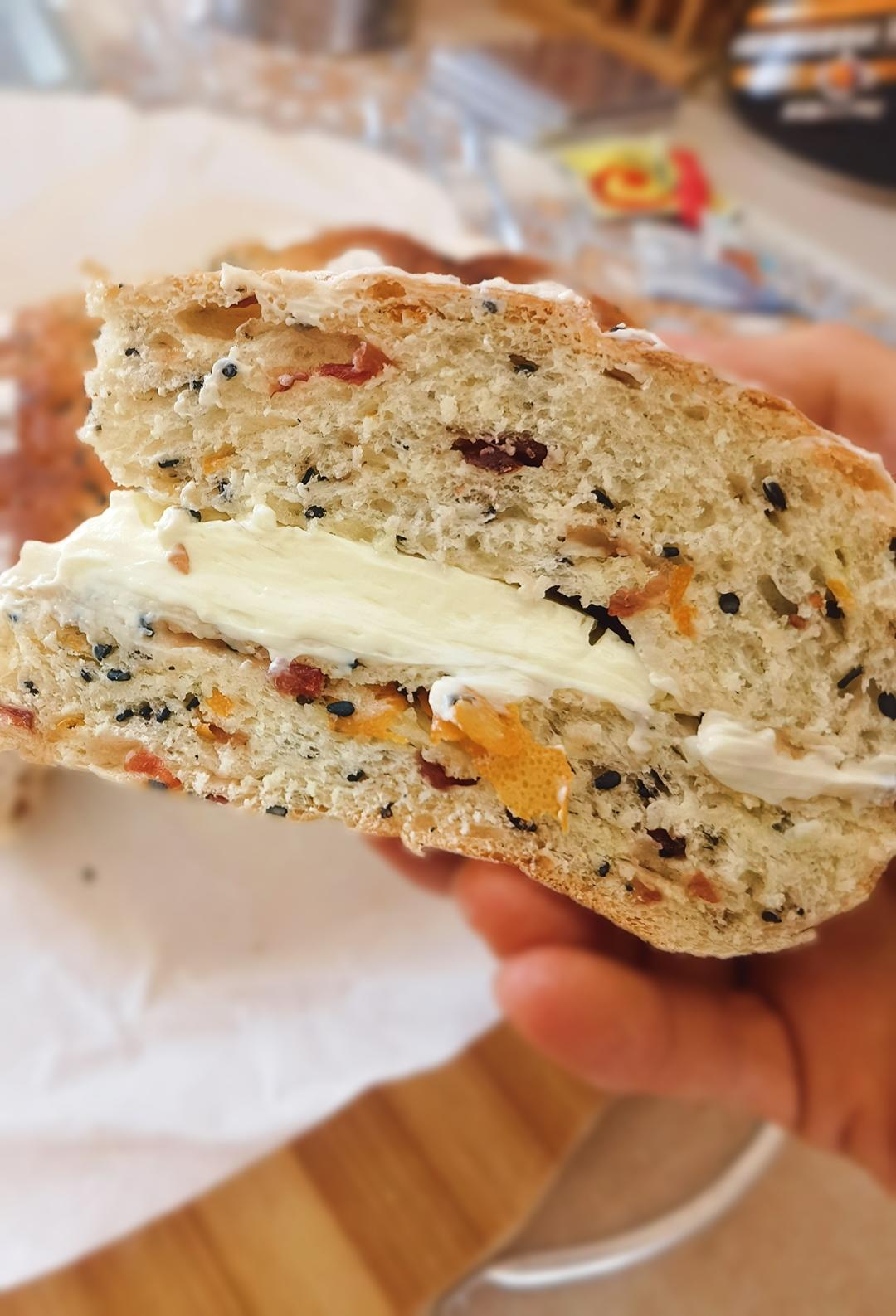 法式忌廉芝士面包（70%中种）