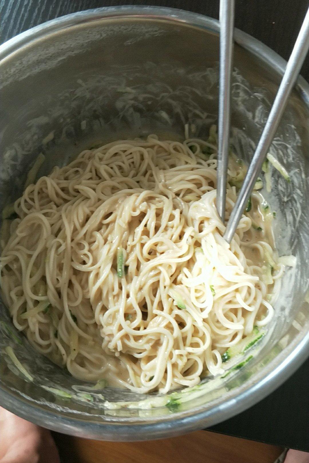 基本款麻酱凉面