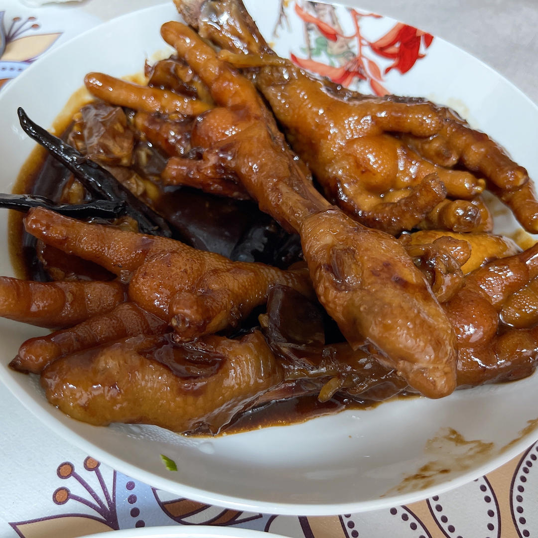 “销魂”卤鸡爪