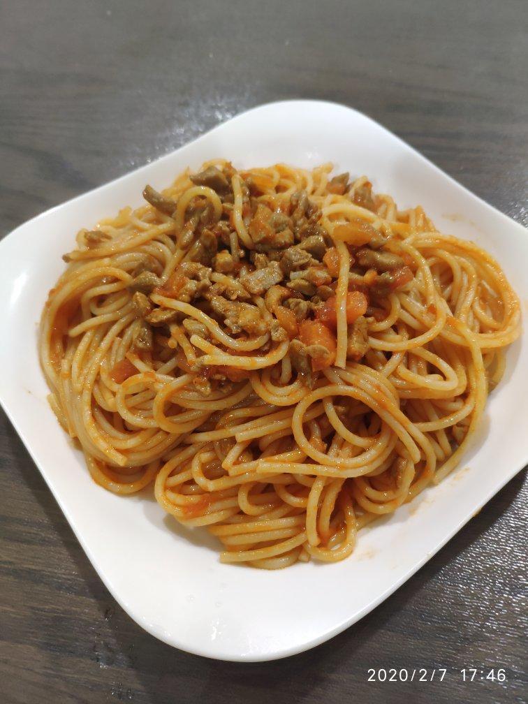 番茄肉酱意大利面