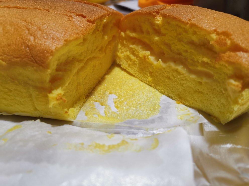 堪比柯基屁股
爆浆芝士🧀古早蛋糕