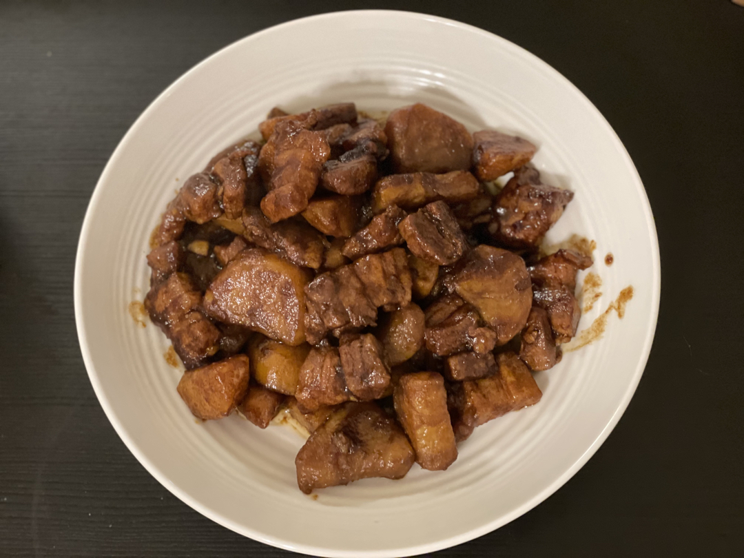 五花肉炖土豆，入口即化的下饭神器