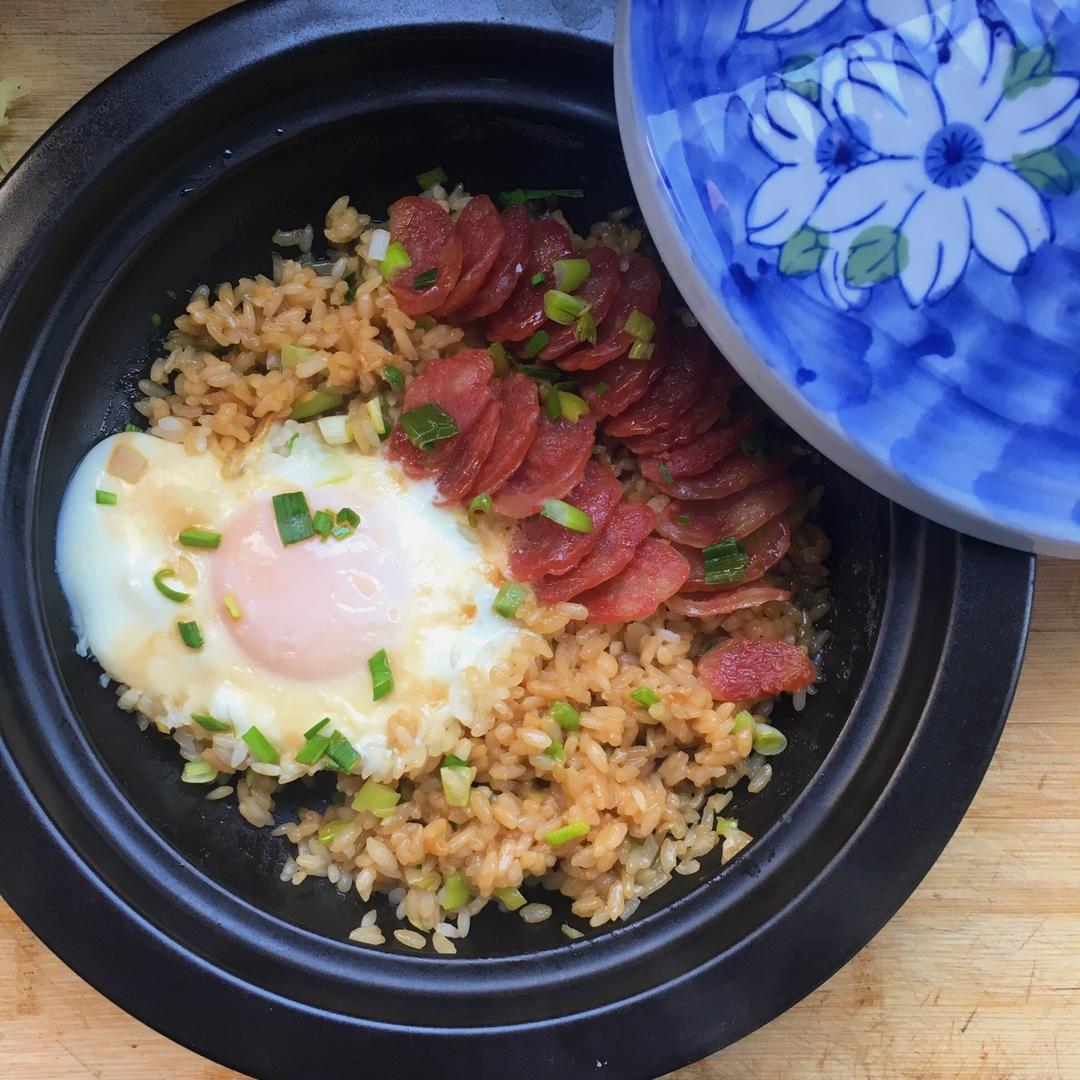 香肠煲仔饭