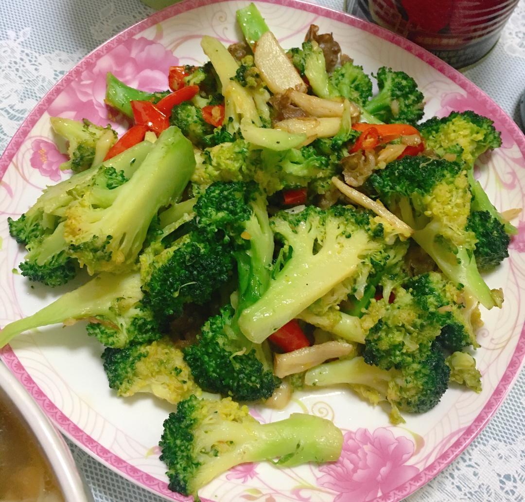 清炒西兰花