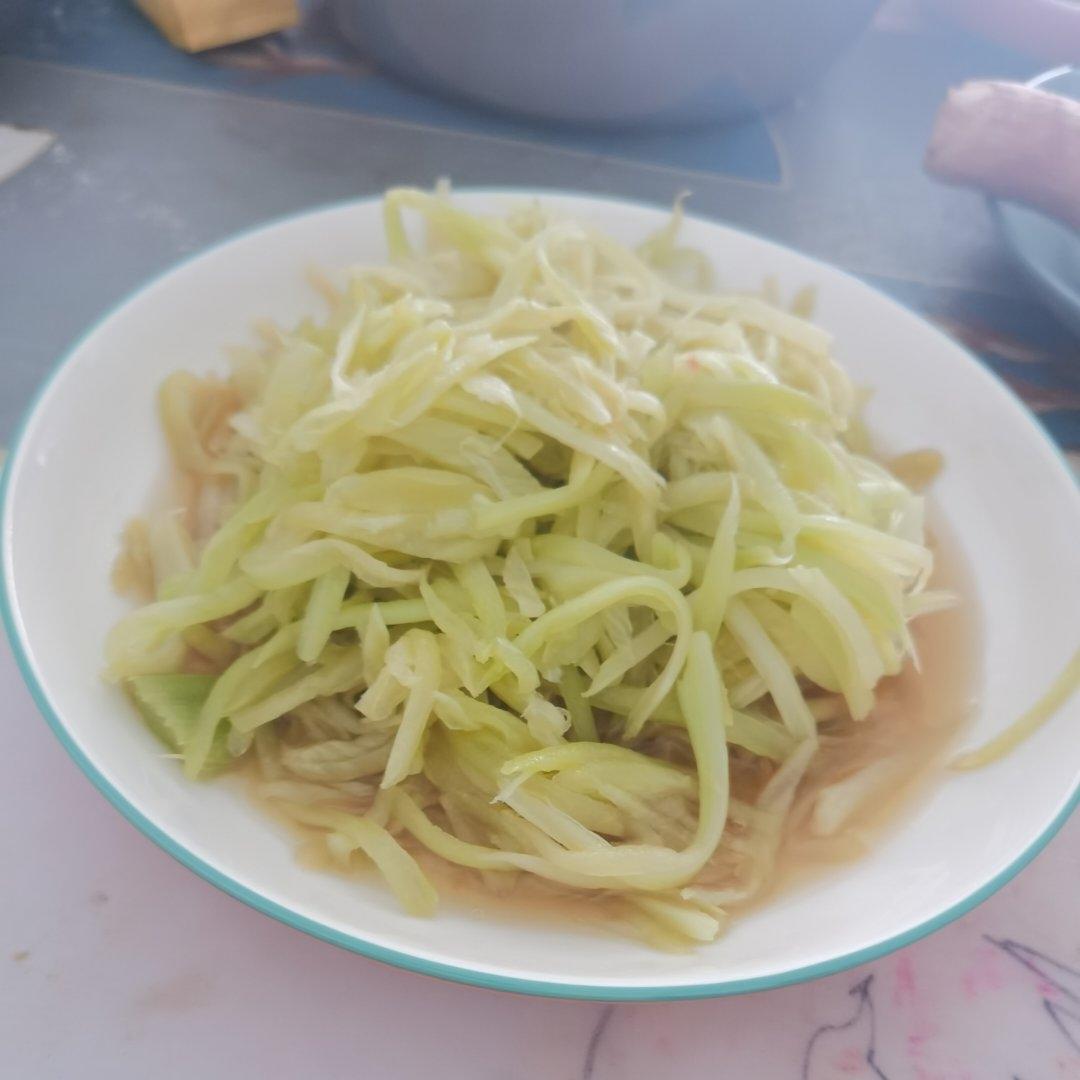 10分钟搞定的快手凉拌莴笋丝