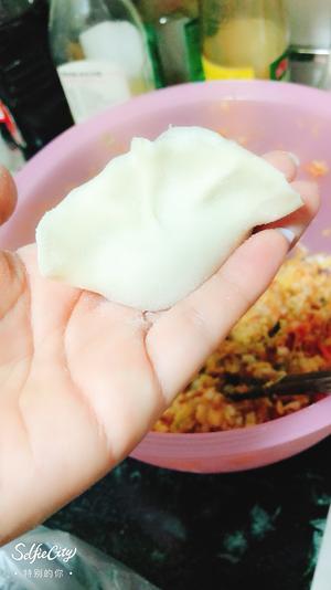 白菜香菇鲜肉饺子的做法 步骤5