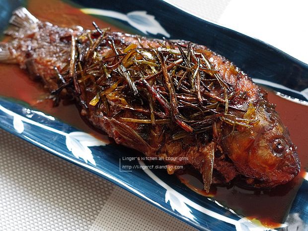 葱熇鲫鱼