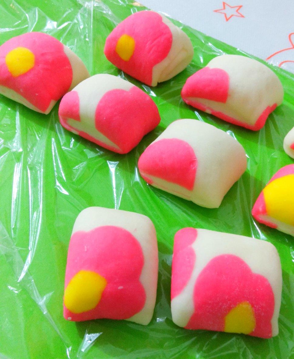 哈哈哈啰做的馒头美轮美奂的marimekko印花刀切馒头