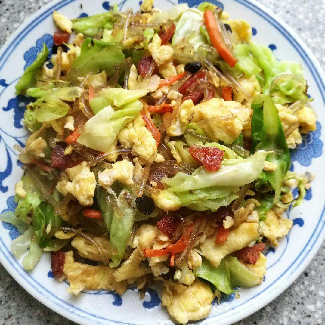 包菜粉丝炒鸡蛋
