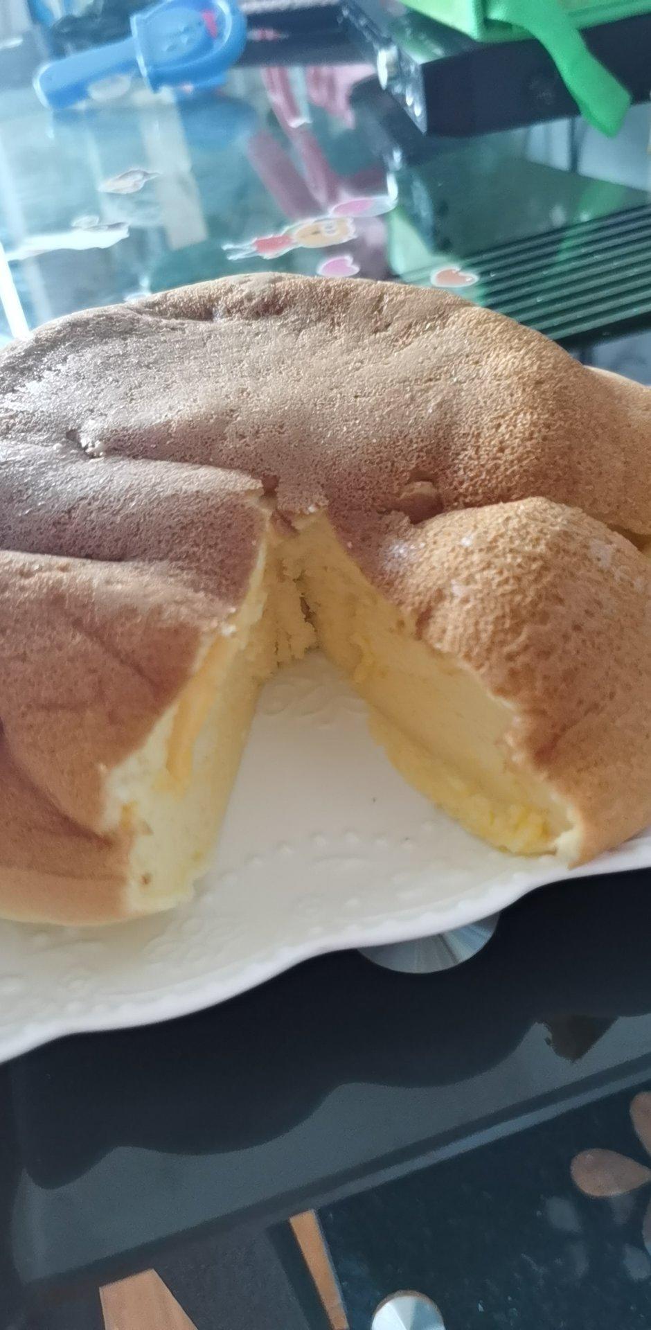 下厨房用户eu0ob做的酸奶蛋糕电饭煲简易版