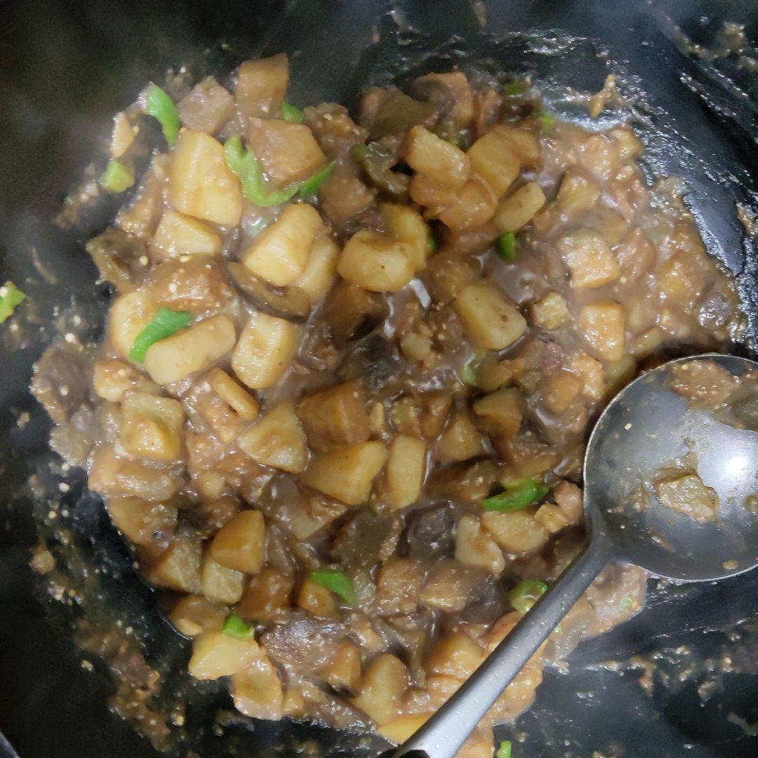 土豆炖茄子(东北菜)