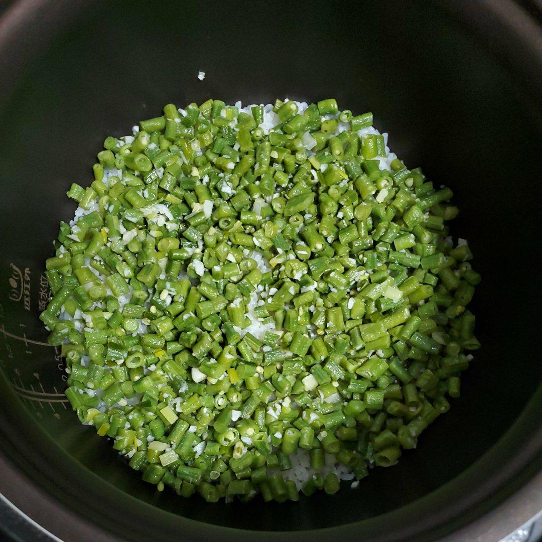 夏季最美味的米饭！不需要任何配菜的豇豆米饭（视频版）