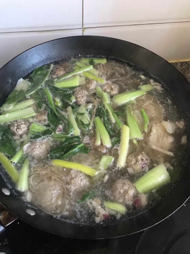 牛肉丸子汤