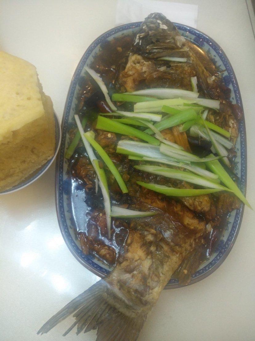 红烧鲤鱼