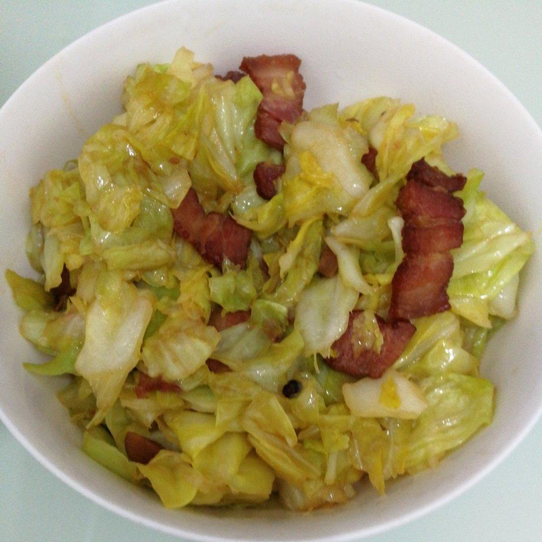 腊肉炒包菜