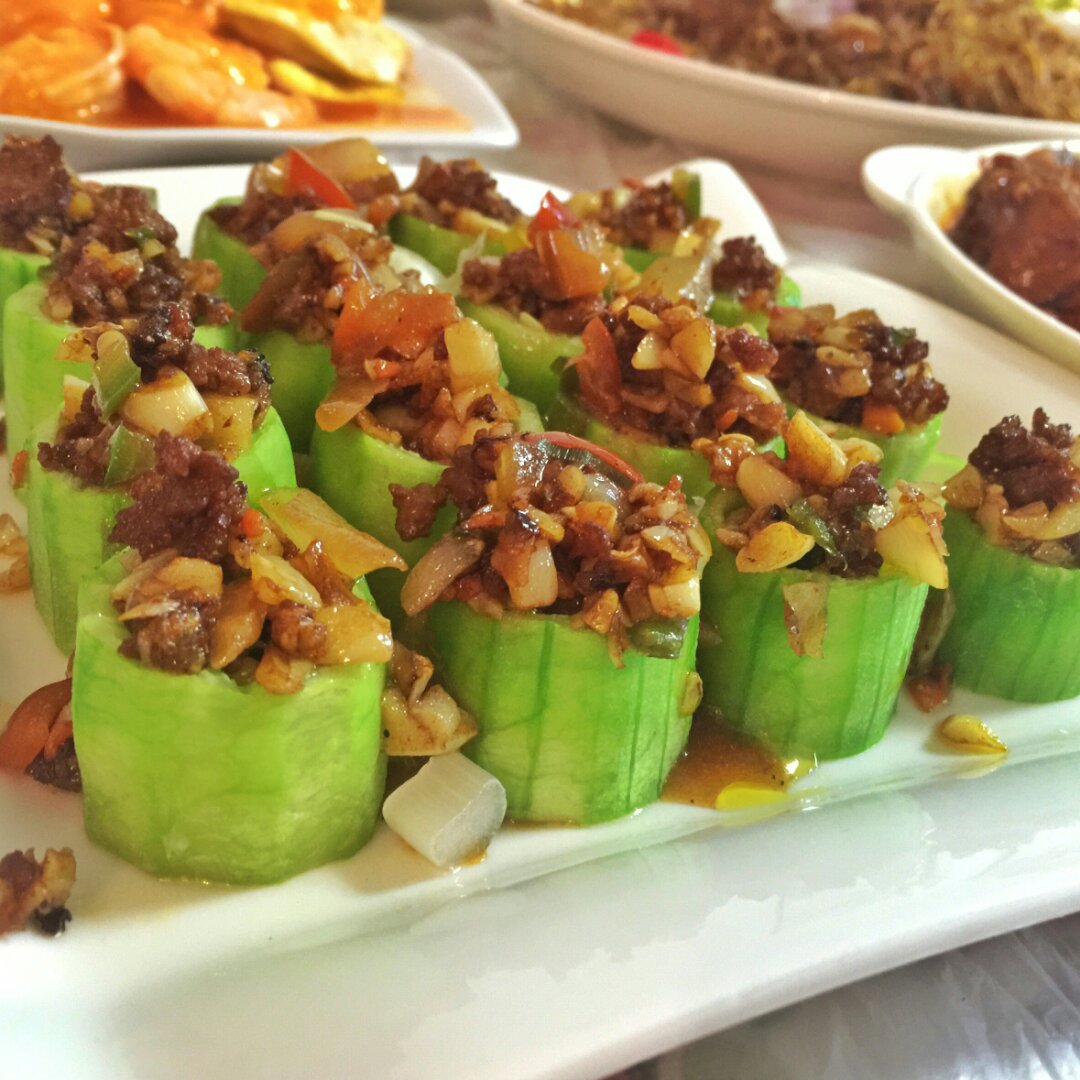 只需要五分钟就可以的美味蒜蓉蒸丝瓜