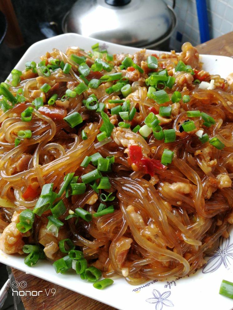 蚂蚁上树