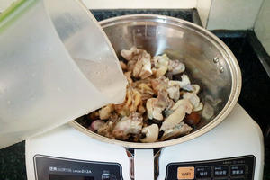 黄焖鸡——捷赛自动烹饪锅版的做法 步骤6