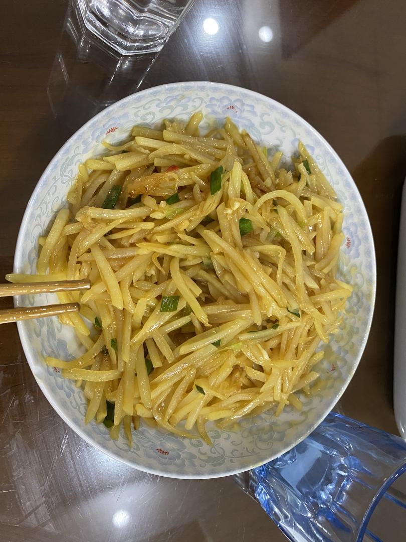在家也能做出馆子味儿的醋溜/炝炒/酸辣土豆丝（就是那道看似简单，实则步步玄机的土豆丝）