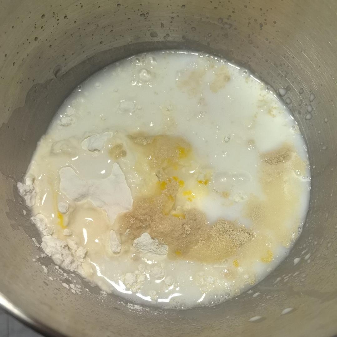 纯奶手撕吐司的做法 步骤1