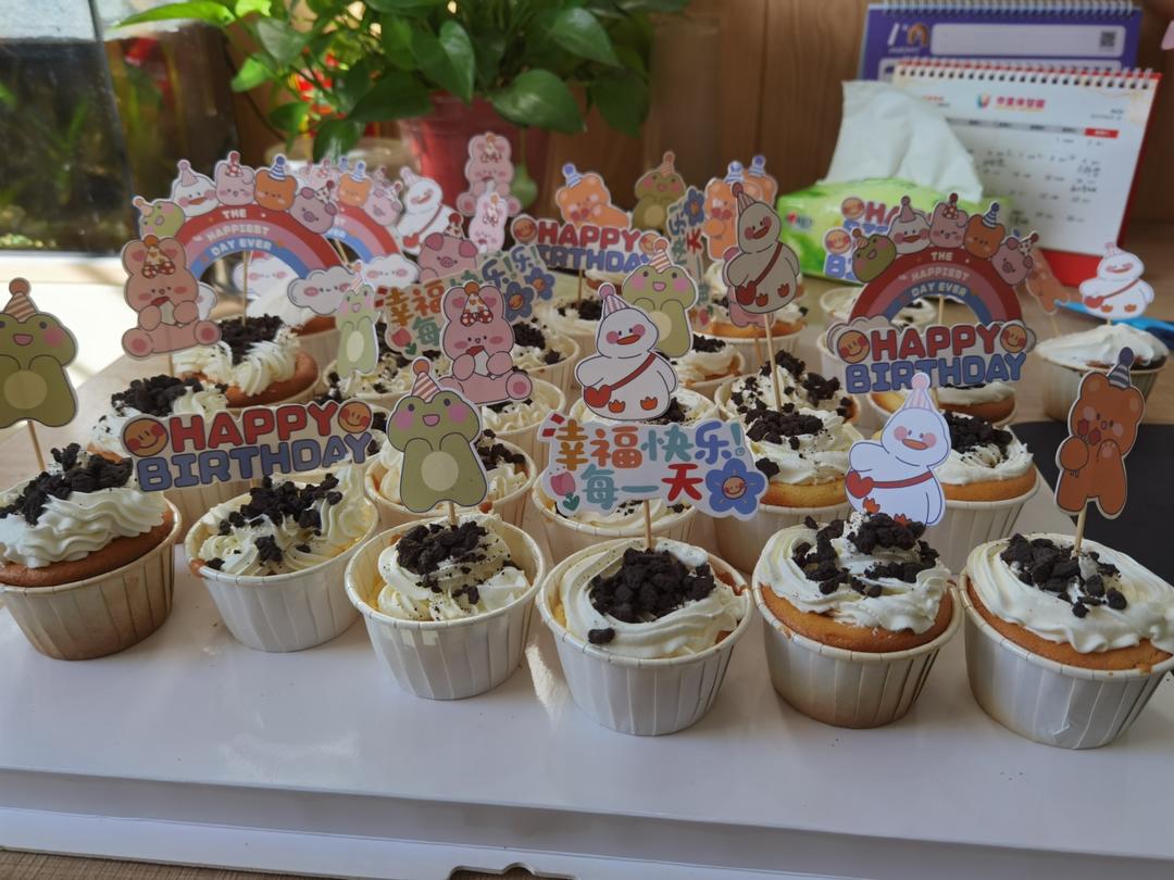 戚风纸杯蛋糕（不开裂、不塌陷）