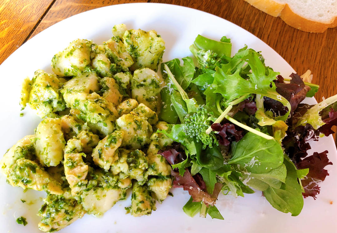 罗勒青酱意大利马铃薯面疙瘩(Potato Gnocchi with Pesto)