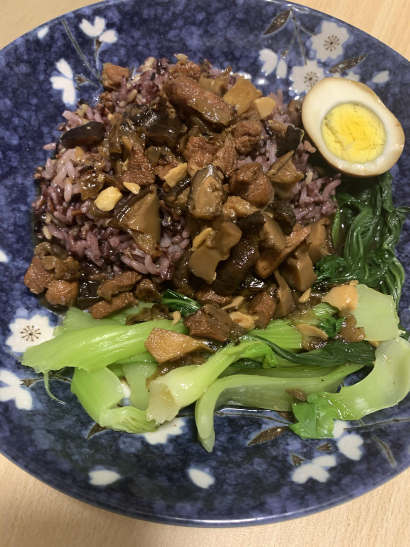 好吃到停不下来的卤肉饭