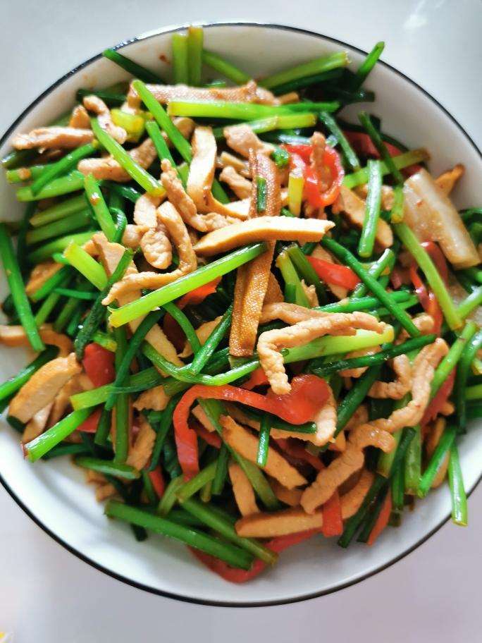 美味的韭菜苔干子肉丝的做法