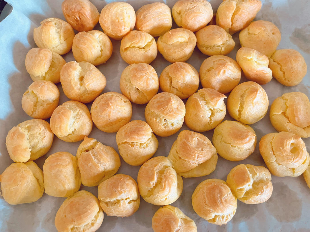 简单易成功的奶油小泡芙做法