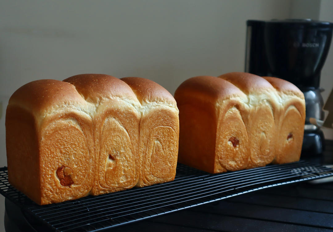 咸蛋黄肉松吐司🍞/经典馅料咸口吐司