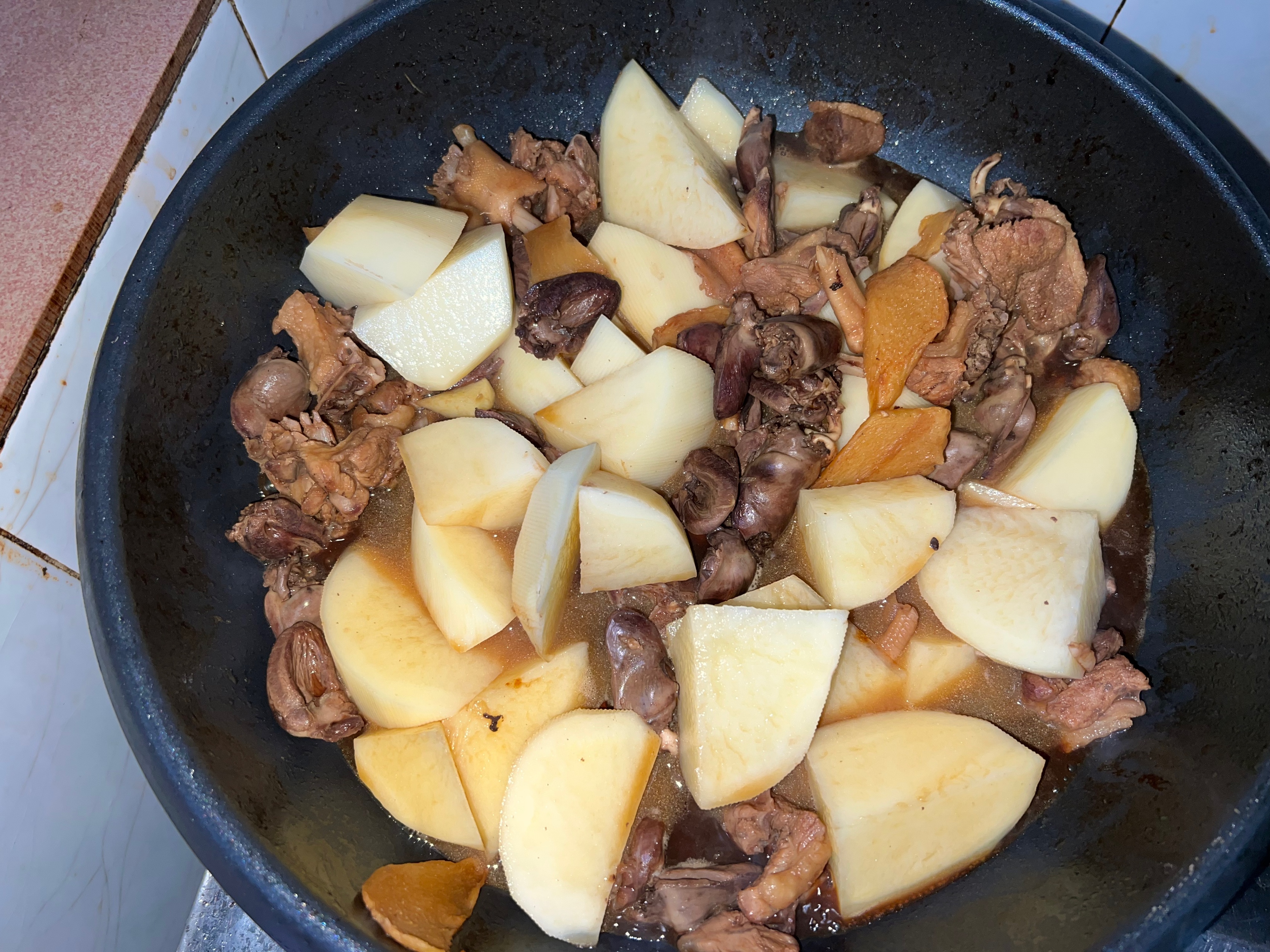 土豆焖鸭(超级下饭菜啊）的做法 步骤9