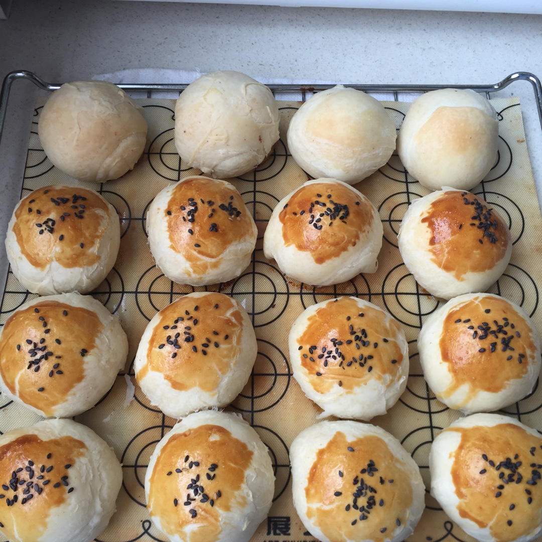 泳式鲜肉榨菜月饼