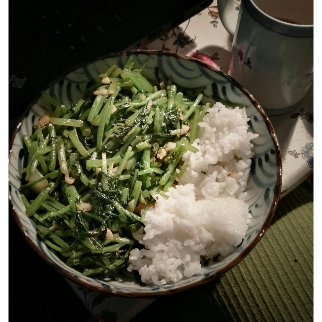 蒜茸茼蒿