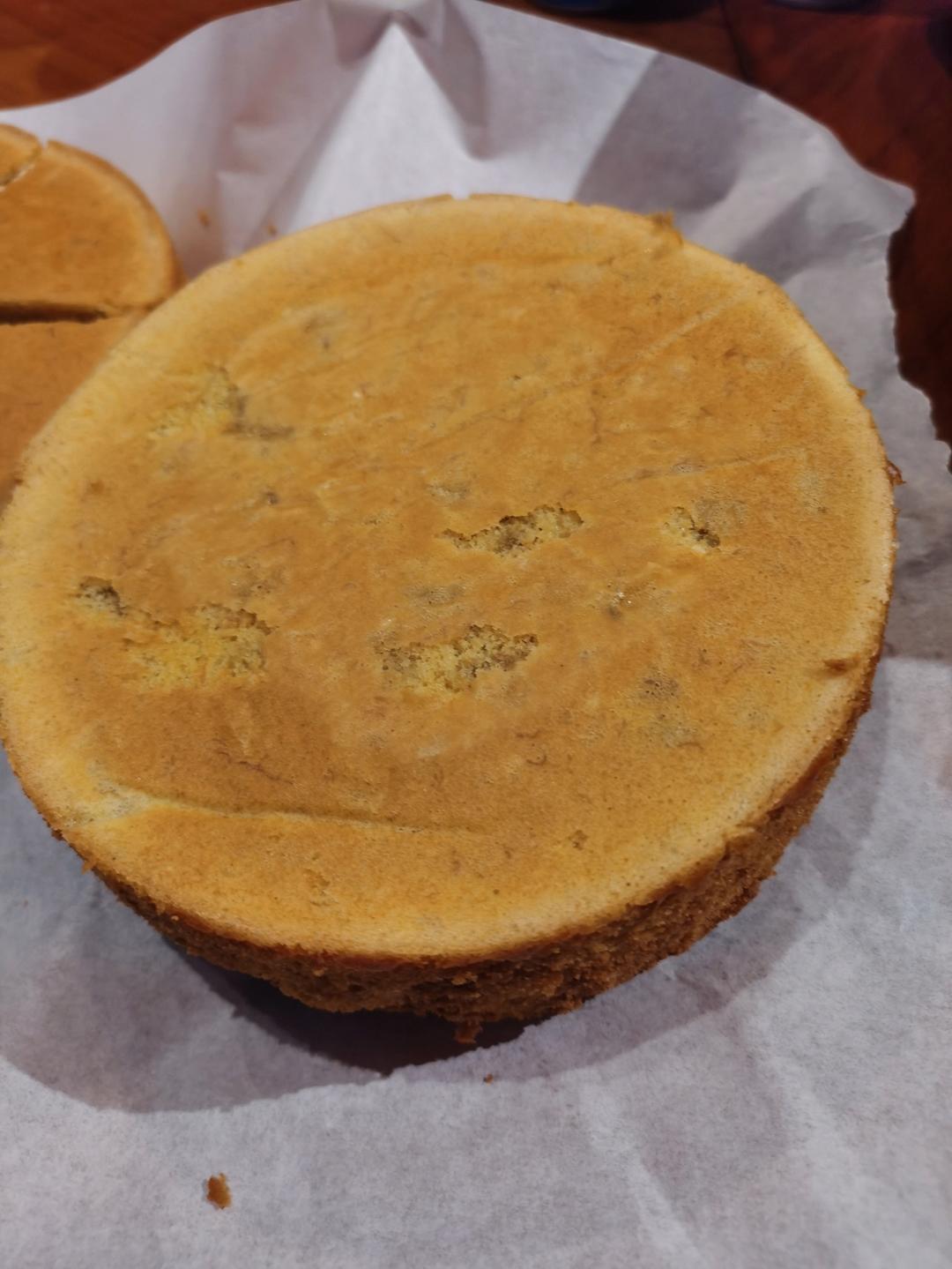 烤箱做蛋糕（戚风蛋糕的做法）