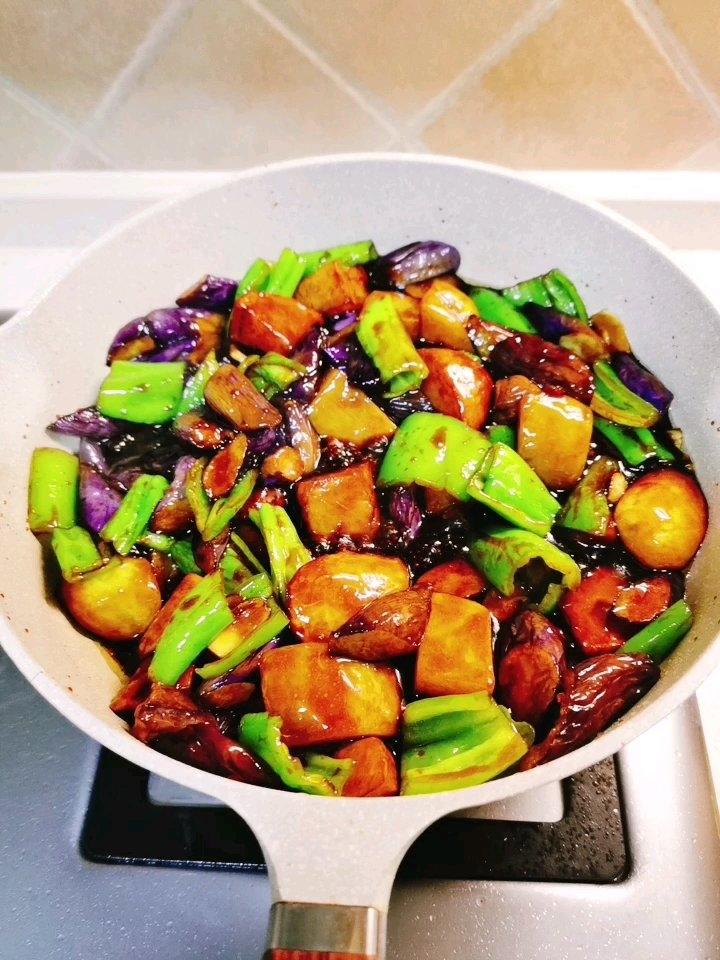 超级下饭的地三鲜