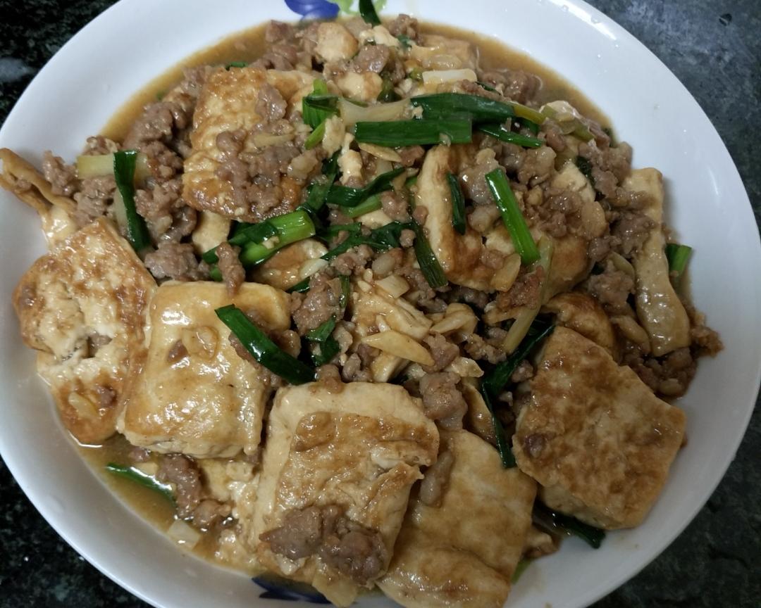 家常肉沫焖豆腐