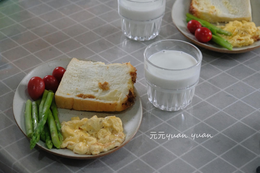 软到拿不起来的生吐司