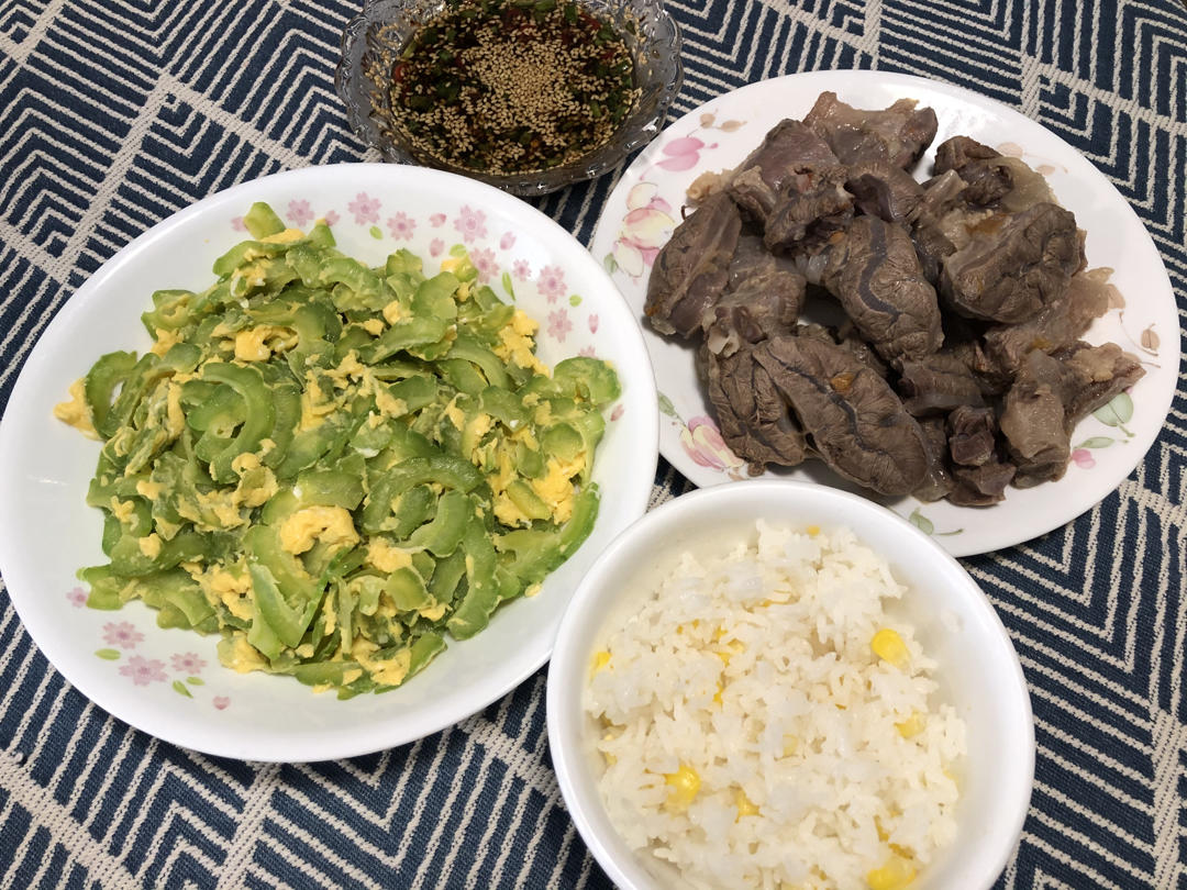 番茄薯仔牛展汤